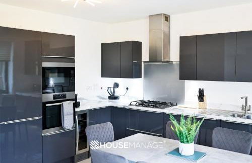 Modern Beautiful 5 bed -Sleeps 13 - Free Parking - Foto 44