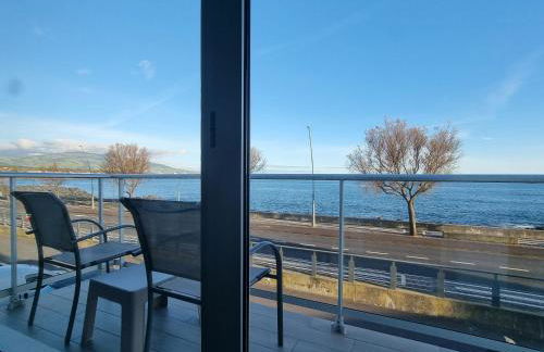 Bay House - Photo 18