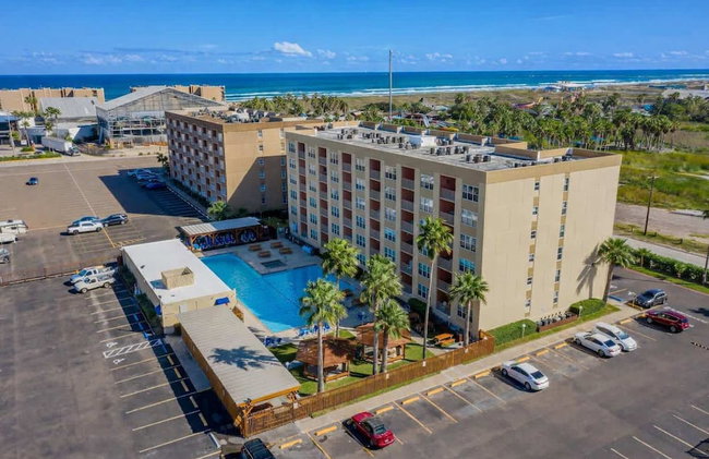 Luxe 1 Bedroom House with Pool - Gulfview II unit 410 - Photo 121