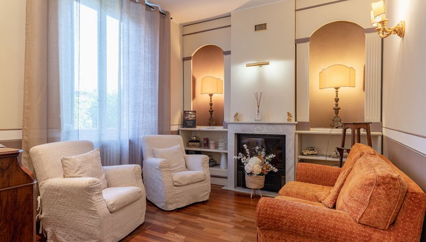 Coin salon dans le hall