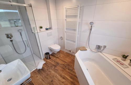 "Deluxe" Ferienwohnung Schwarzwald, 8 Personen, 140 qm, Haus Sonnenschein, 2 Balkone - Foto 11