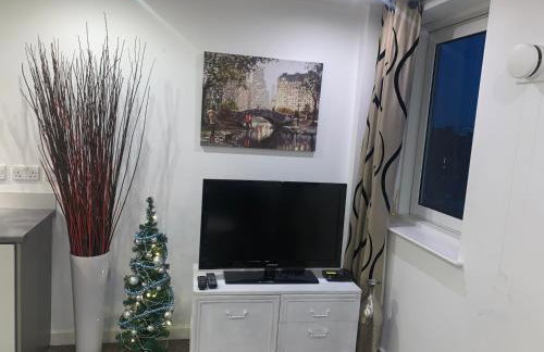 Newcastle City Centre Apartment Ideal for Holiday, Contractors, Quarantining - Foto 5