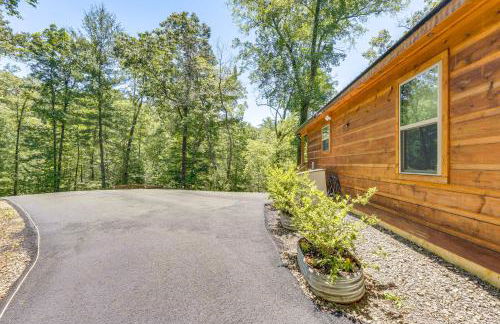 Private Hot Tub and EV Charger Cozy Murphy Cabin! - Foto 33