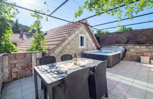 Gorgeous Home In Sinj - Foto 17