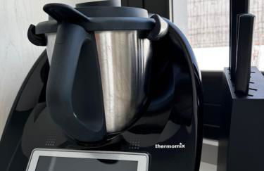 Marbella Bliss - Luxury 4-Bedroom VILLA with Garden, Private POOL & Jacuzzi, Marbesa near- 5 min to the Cabopino Beach - Photo 62