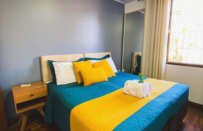 Casa Ampla 1 suite 2quartos churras e AC - Foto 9