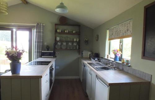 The Potting Shed And The Garden Shed Self Catering - Photo 32