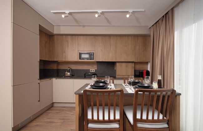 Marmada Suites - Photo 36