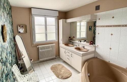 Maison de charme proche centre ville - Foto 7