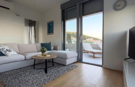 Splendid Split View apartment - Photo 10