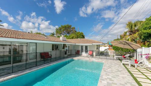 Spacious 4BR 2 5BA Family Retreat Pool Near Beach - Foto 5