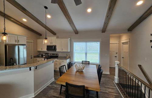 Upscale New Construction Ranch - Foto 1