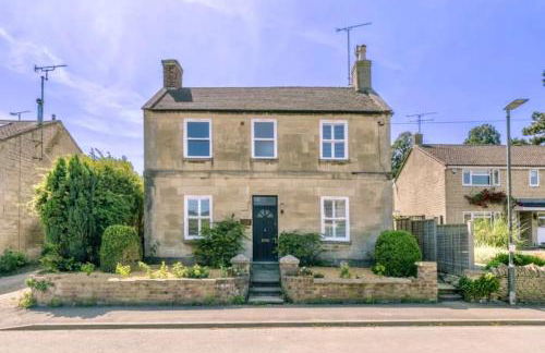 Luxury Cotswolds Cottage with Hot Tub - Foto 1