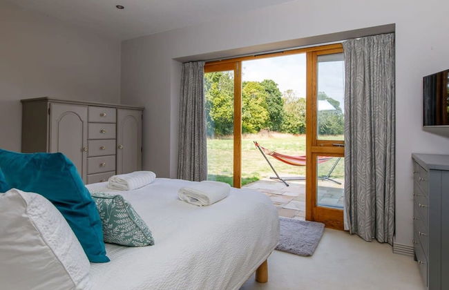 Secluded Barn Style Home With hot tub - Sleeps 12 - Foto 74