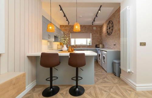 Sleeps 10 House near Bike Park Wales - Photo 34