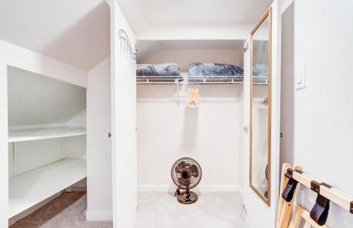 HEART of OLD TOWN Historic 2 BR Walk to KING ST - Foto 20