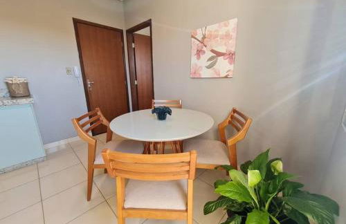 Kitnet 102, confortável, central, com ar, tv smart - Foto 9