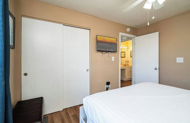 Beachfront Joy at Sandpiper Cove - Photo 5