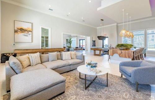 Landing Stylish 1BD Pool Clubhouse - Photo 54