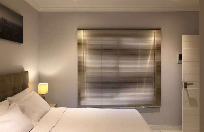 Stunning Apartment in Sandton - Photo 5