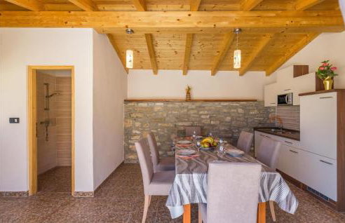 Gorgeous Home In Visnjan With Wifi - Photo 8