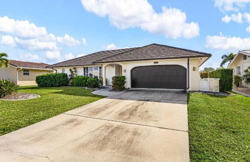 Charm and Old Florida Vibe , Heated Pool & Spa - Villa Parisian Paradise - Roelens - Photo 46