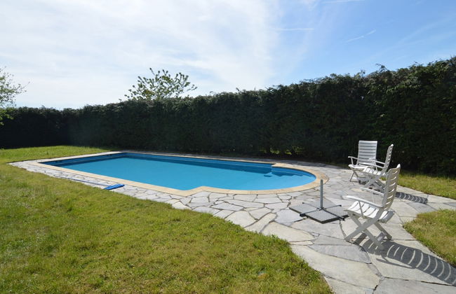 Modern Stay With Hot Tub - Photo 14