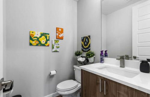 The Coral 2BD TownHouse 7ST Walkable - Foto 9