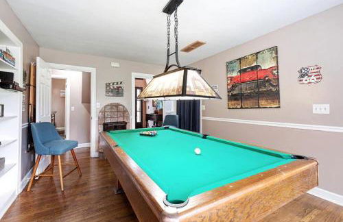 Peaceful Historic Villa with Hot Tub & Pool near Downtown Nashville, Tennessee - Photo 8