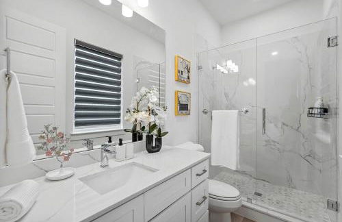 Upscale 2BR Hideaway, Ensuite Bliss, Pet-Friendly - Foto 24