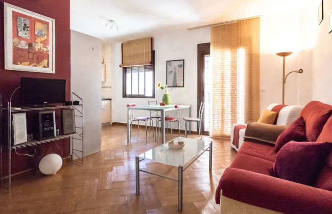 Sitito Escribano Apartment - Photo 50