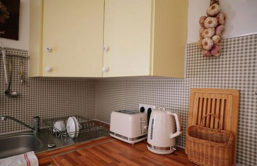 LaPetite Maison Abigail, Peaceful home in Avignon - Photo 34