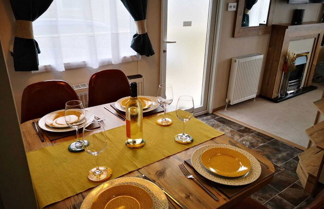 Stunning 2 Bed Chalet in Silversands Lossiemouth - Photo 23