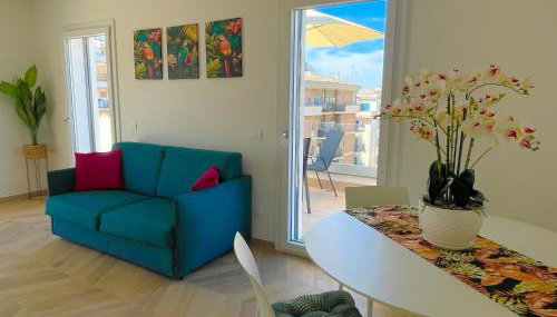 GEA SEAVIEW APARTMENT - Bright Top-Floor Gem in central Nettuno, Steps from the Station - Foto 5