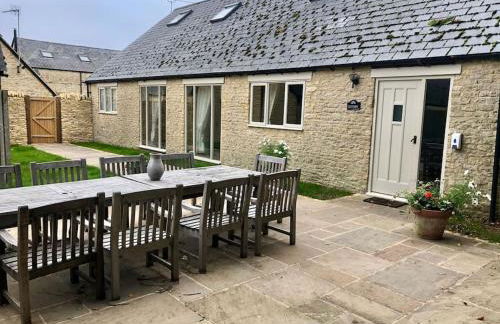 Stanton House, 6 bedroom, 5 bath - Photo 20