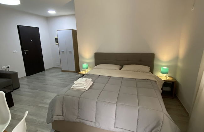 Captivating 1-bed Apartment in Vlore - Photo 4