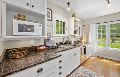 The Knocking Bird- Mins to CLE Clinic - Foto 34