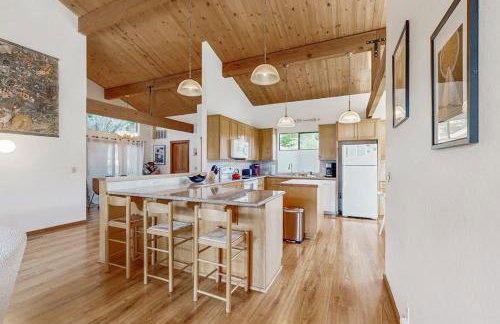 Hilma House - Photo 3