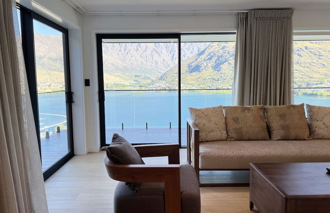 Stunning Lakeview QT Holiday House - Foto 16