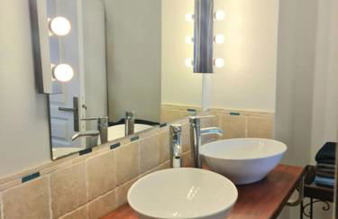 LES SABLETTES LES PIEDS dans L'EAU - Foto 3