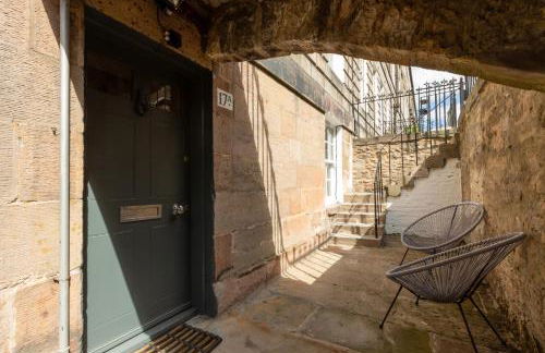 The Edinburgh Meadows Apartment - Photo 31