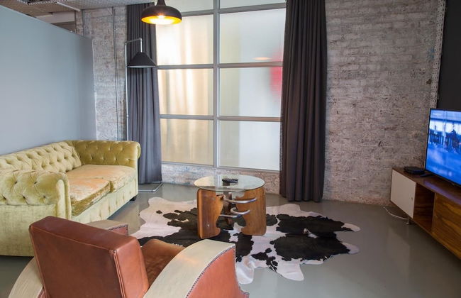 Buitenkloof Studio - Photo 12