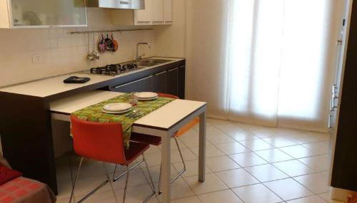 Venice Cove apartment 15mVenice -free park- near airport - Photo 4, stove