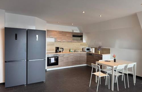 T&K Apartments - Wegberg - 4-7 room Apartments - private parking - WIFI - Fully equipped kitchen - Foto 28