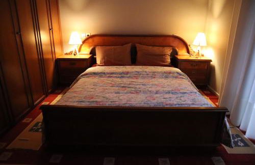 Fofi's Place - Photo 4