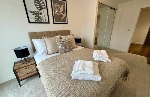 Luxury 2 bed Apartment Bracknell - Foto 25