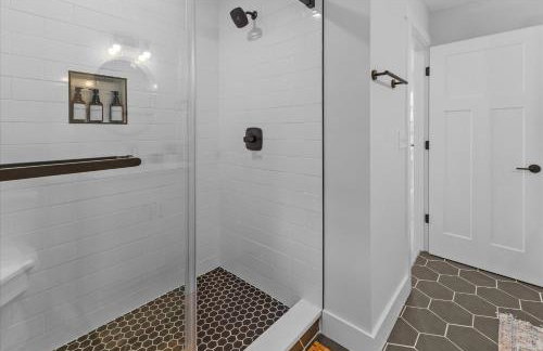 Lux House & Carriage house Furnished for Comfort - Foto 29