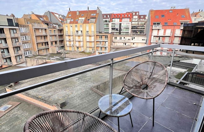 Huswell - Cozy Apartment Near the Beach Shops With Terrace - Photo 8