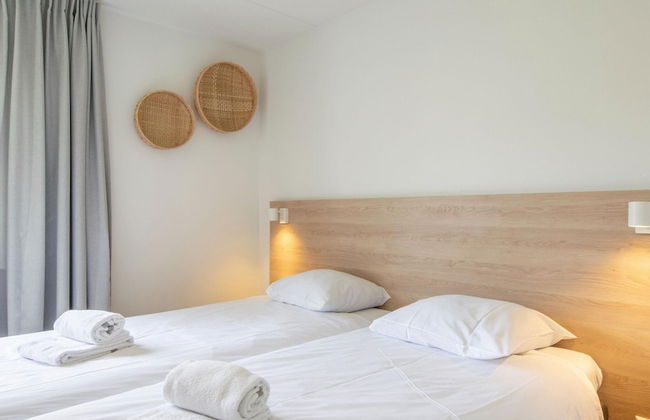 Villa in Cadzand-bad Near North Sea Beach - Photo 2