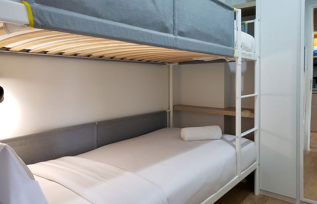 Minimalist And Cozy 2Br At La Hub City Apartment - Photo 1